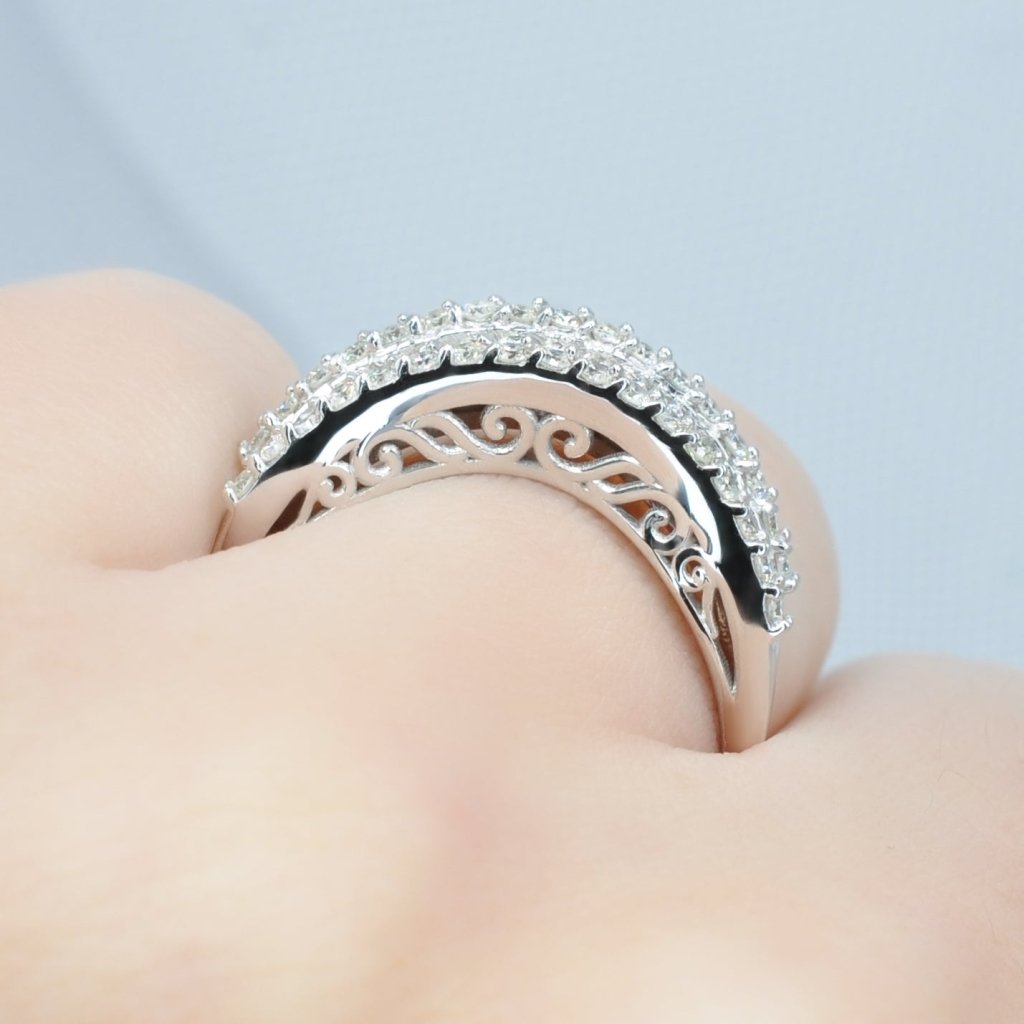 Chic 0.60 CT Round Cut Diamond Wedding Band in 14KT White Gold - Primestyle.com