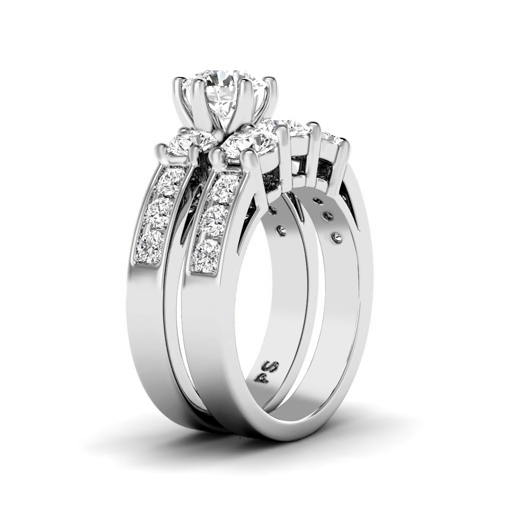 2.15-3.30 CT Round & Princess Cut Diamonds - Bridal Set