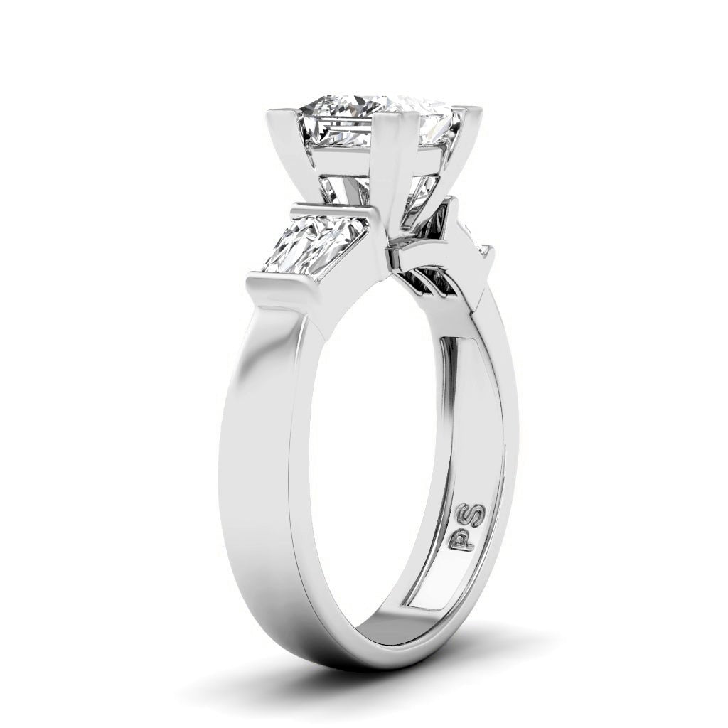 0.90 - 6.40 CT Princess & Taper Cut Diamonds - Engagement Ring - Primestyle.com