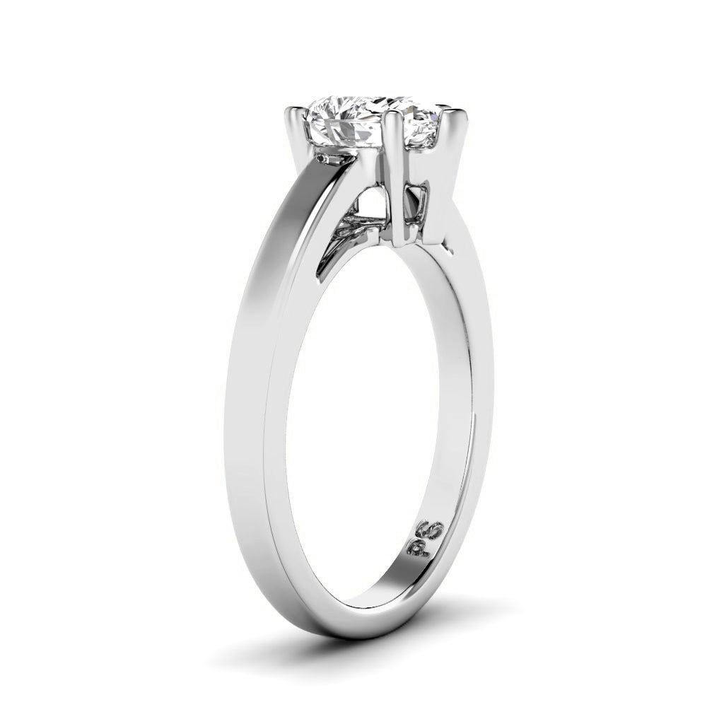 0.35-1.50 CT Pear Cut Diamonds - Solitaire Ring