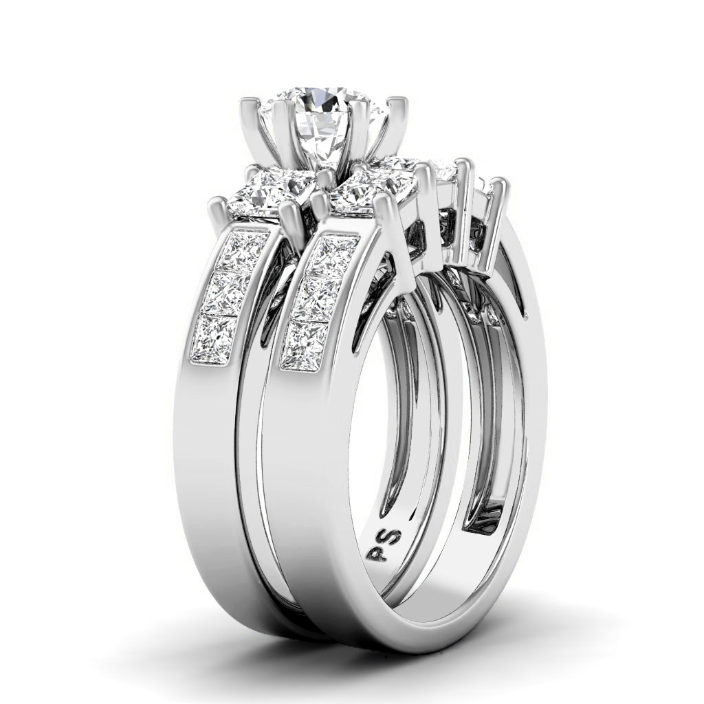 2.30-3.45 CT Princess Cut Diamonds - Bridal Set