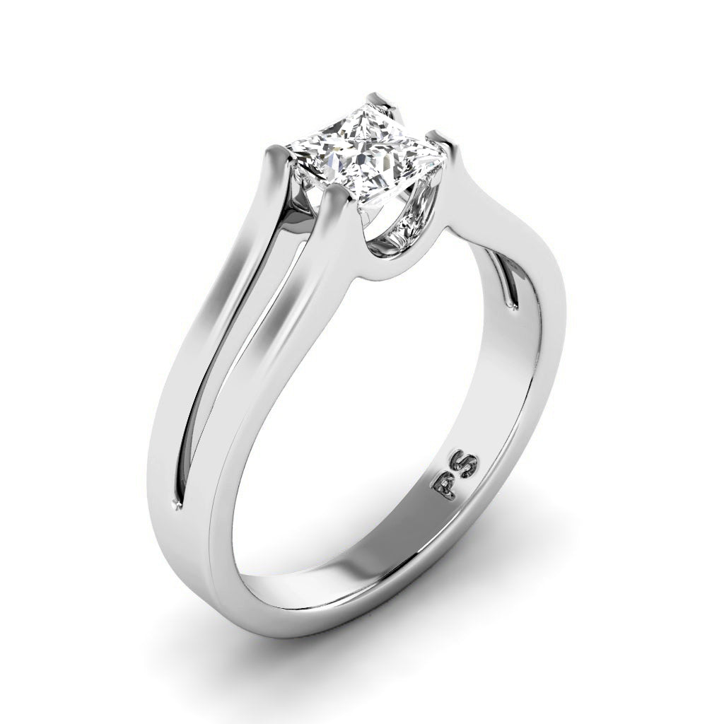 0.35-1.50 CT Princess Cut Diamonds - Solitaire Ring