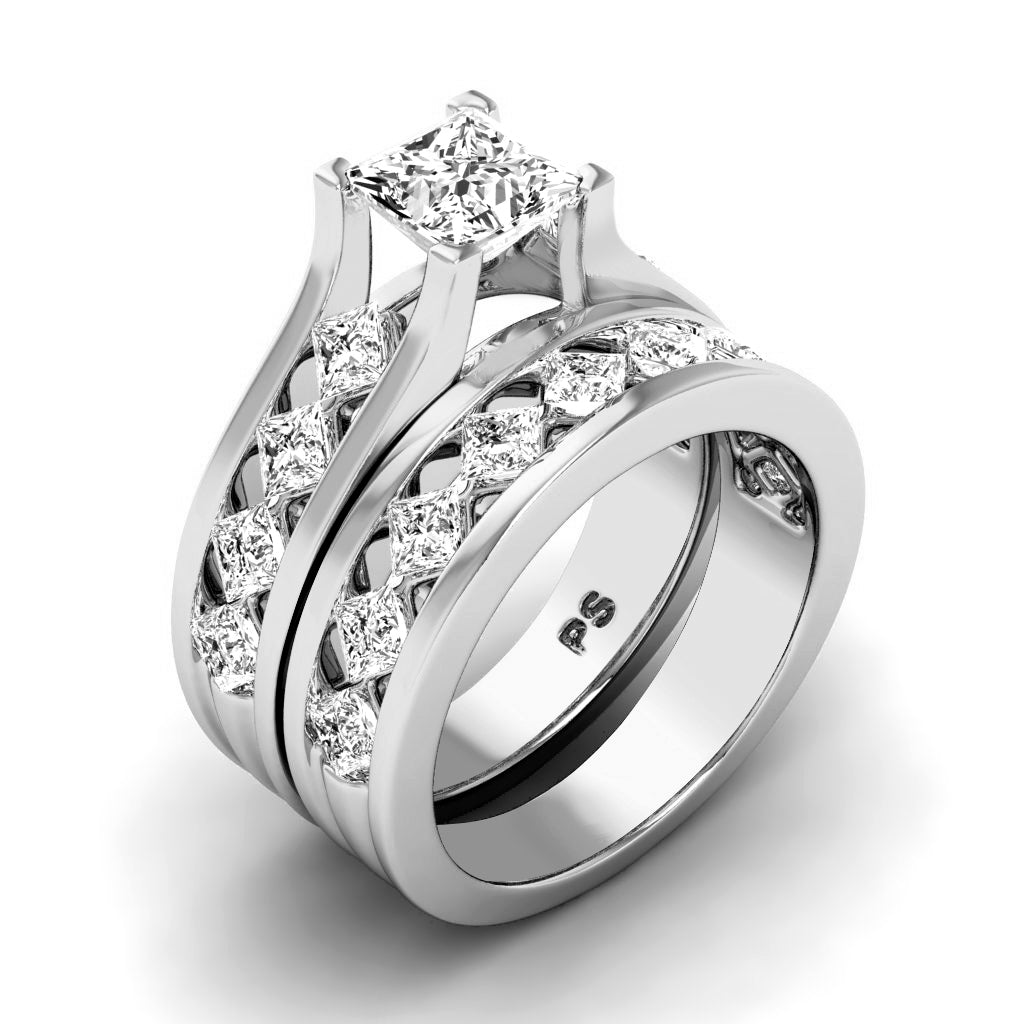 2.05-3.20 CT Princess Cut Natural Diamonds - Bridal Set