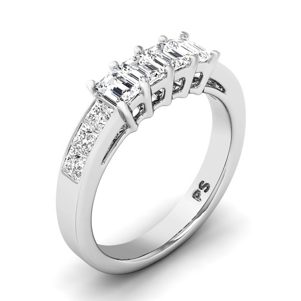 1.10 CT Emerald & Princess Cut Natural Diamonds - Wedding Band