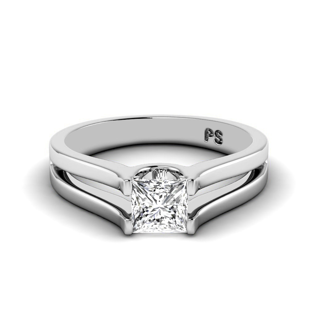 0.35-1.50 CT Princess Cut Diamonds - Solitaire Ring