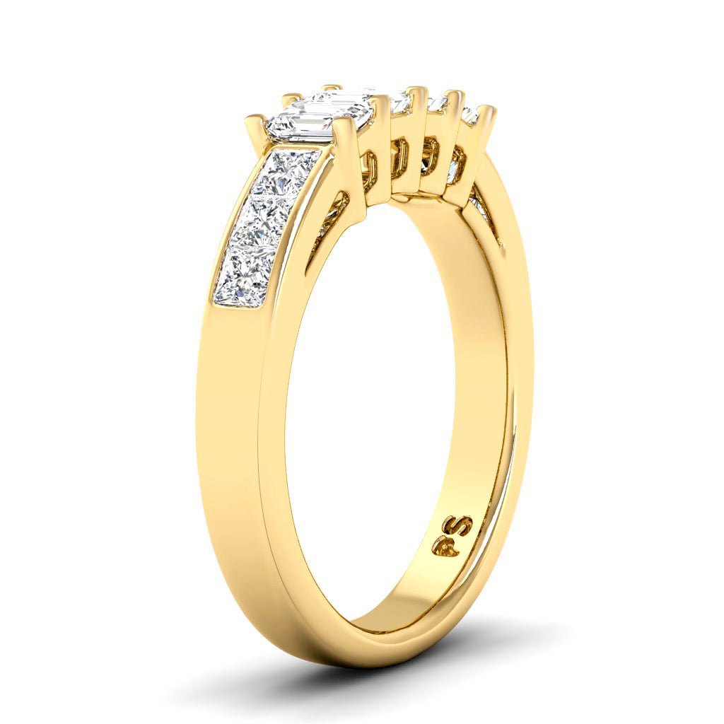 1.10 CT Emerald & Princess Cut Diamonds - Wedding Band