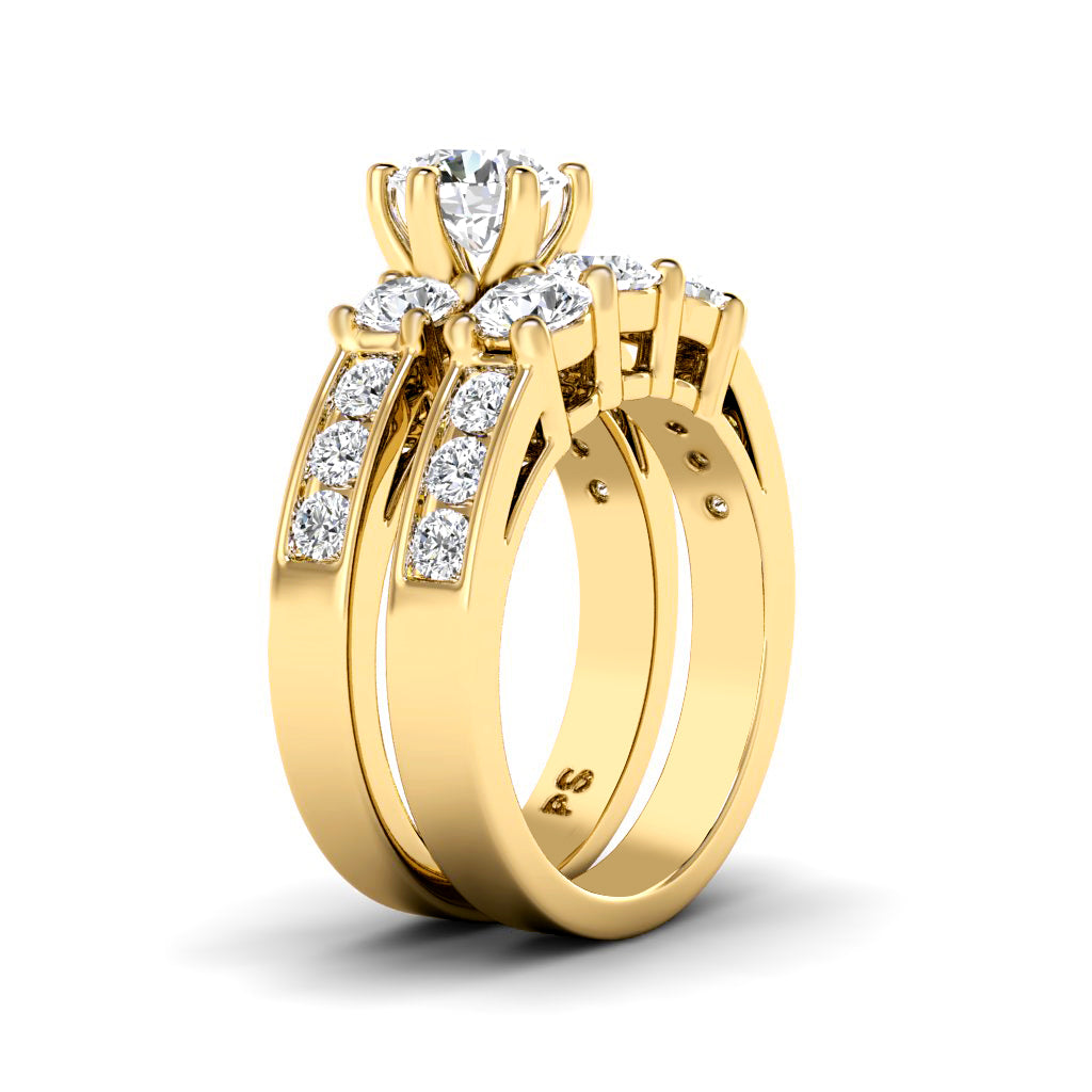 2.15-3.30 CT Round & Princess Cut Diamonds - Bridal Set