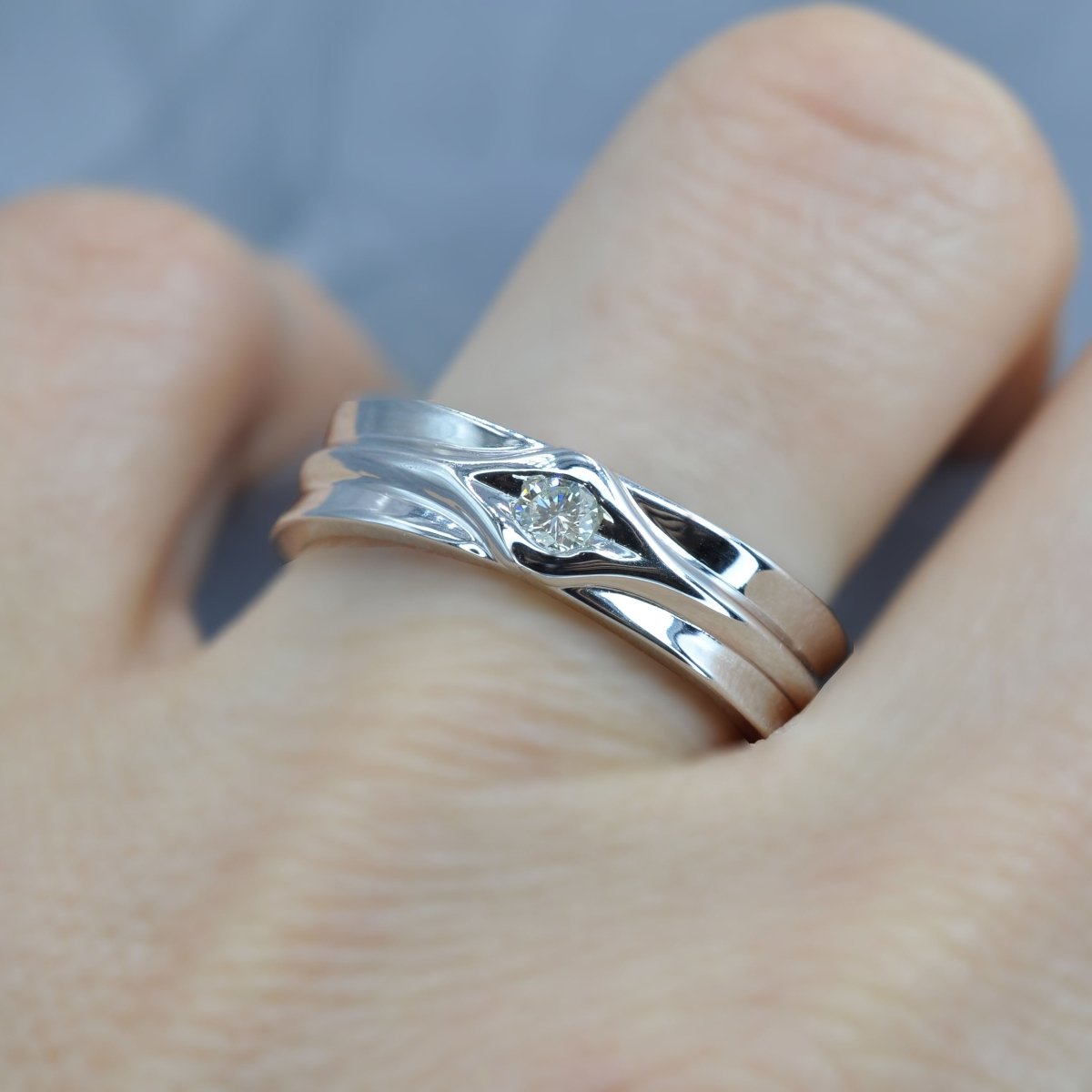 0.10 CT Round Cut Diamonds - Mens Ring - Primestyle.com