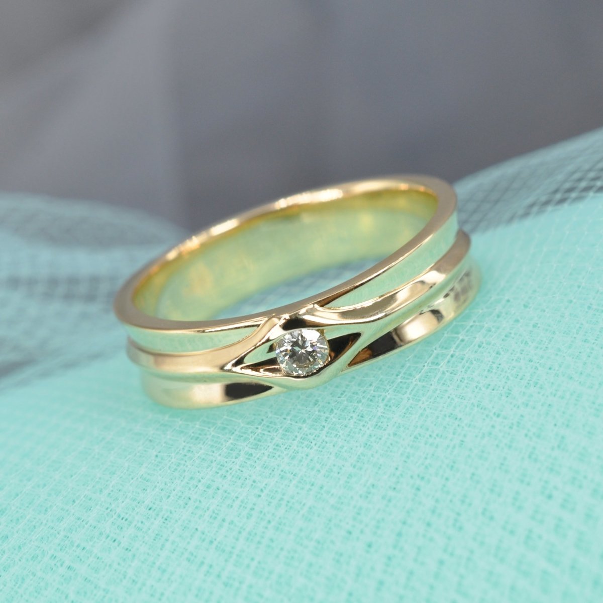 0.10 CT Round Cut Diamonds - Mens Ring - Primestyle.com