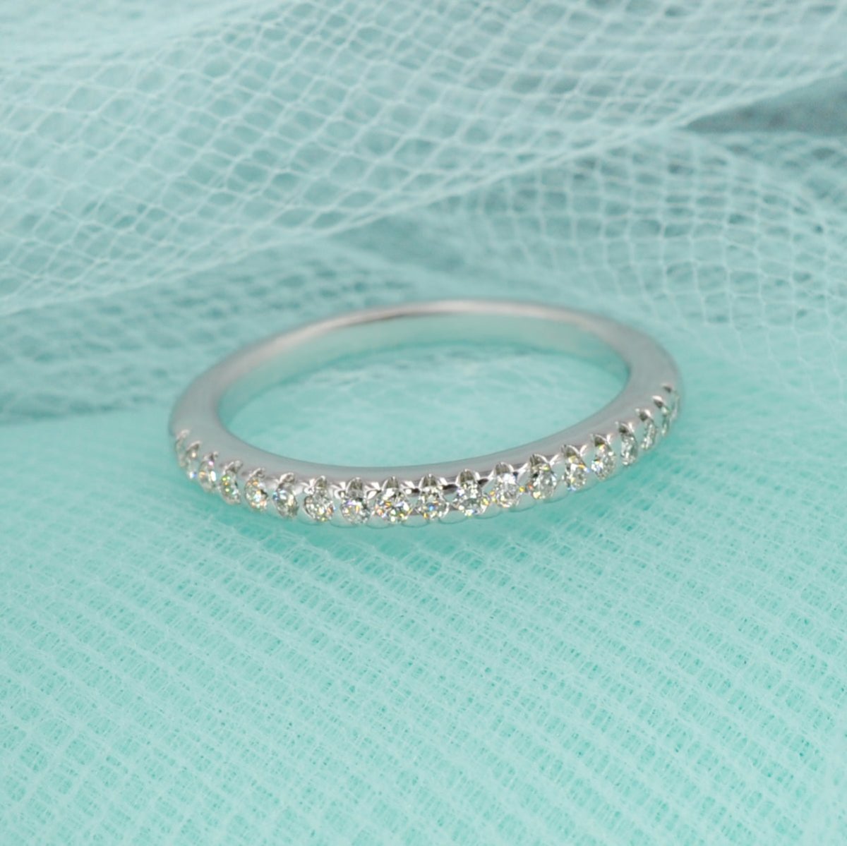 0.20 CT Round Cut Diamonds - Wedding Band - Primestyle.com