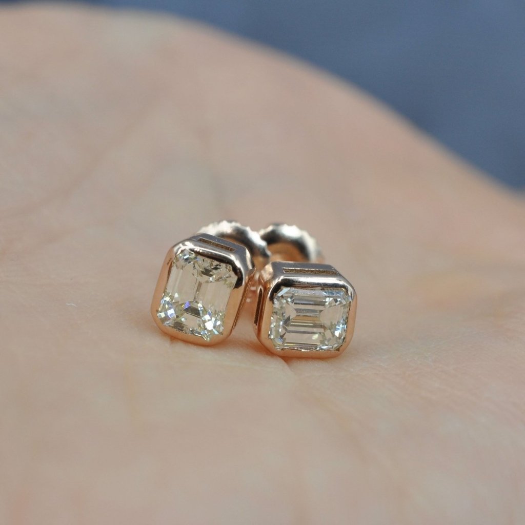 0.25 - 2.00 CT Emerald Cut Natural Diamonds - Stud Earrings - Primestyle.com