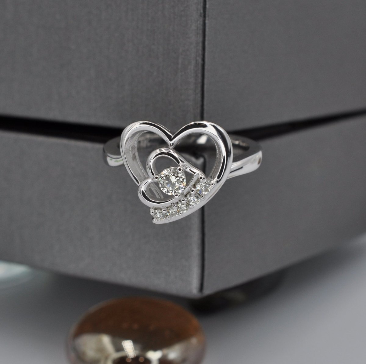 0.25 CT Round Cut Natural Diamonds - Fashion Rings