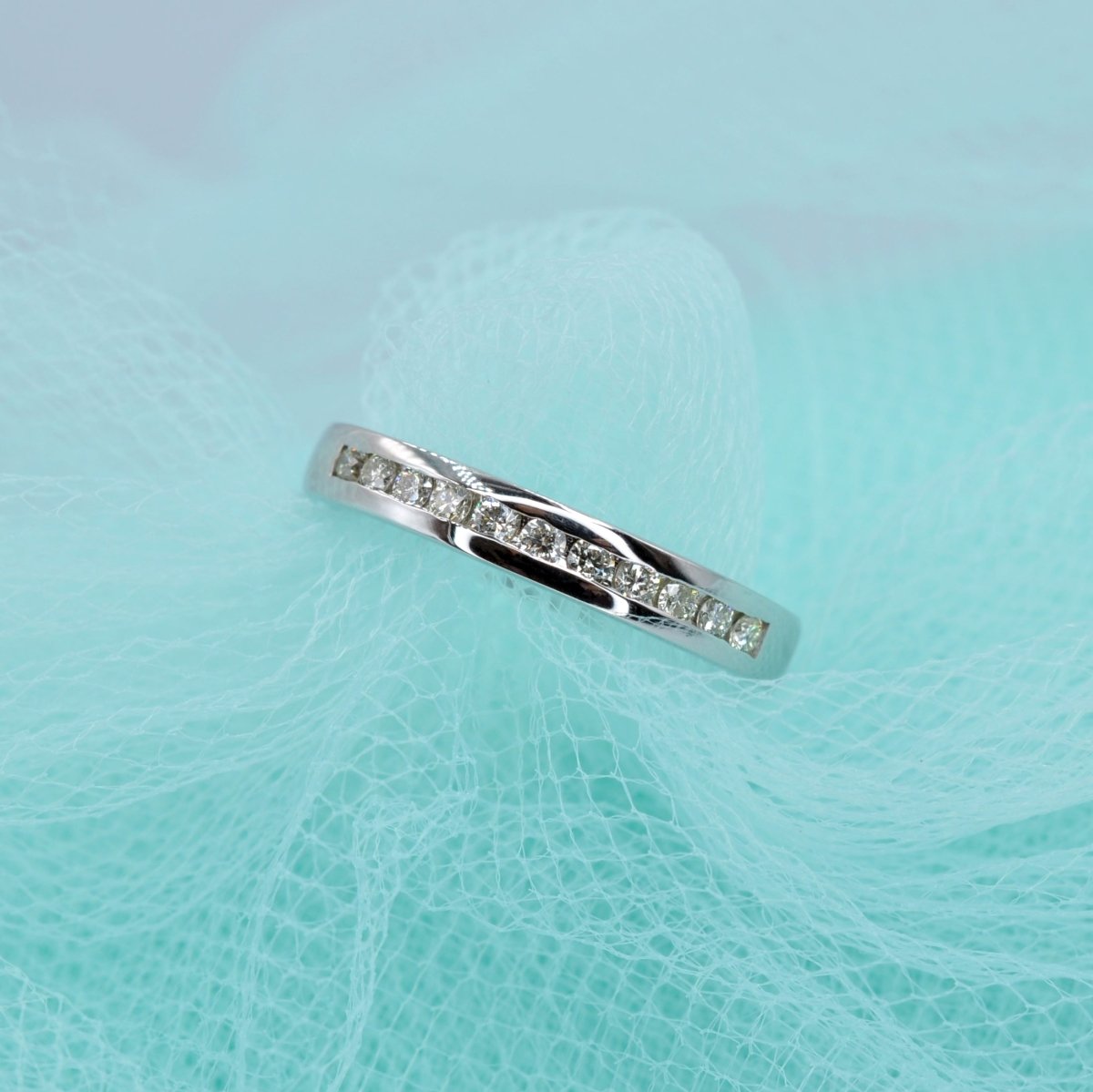 0.25 CT Round Cut Natural Diamonds - Wedding Band