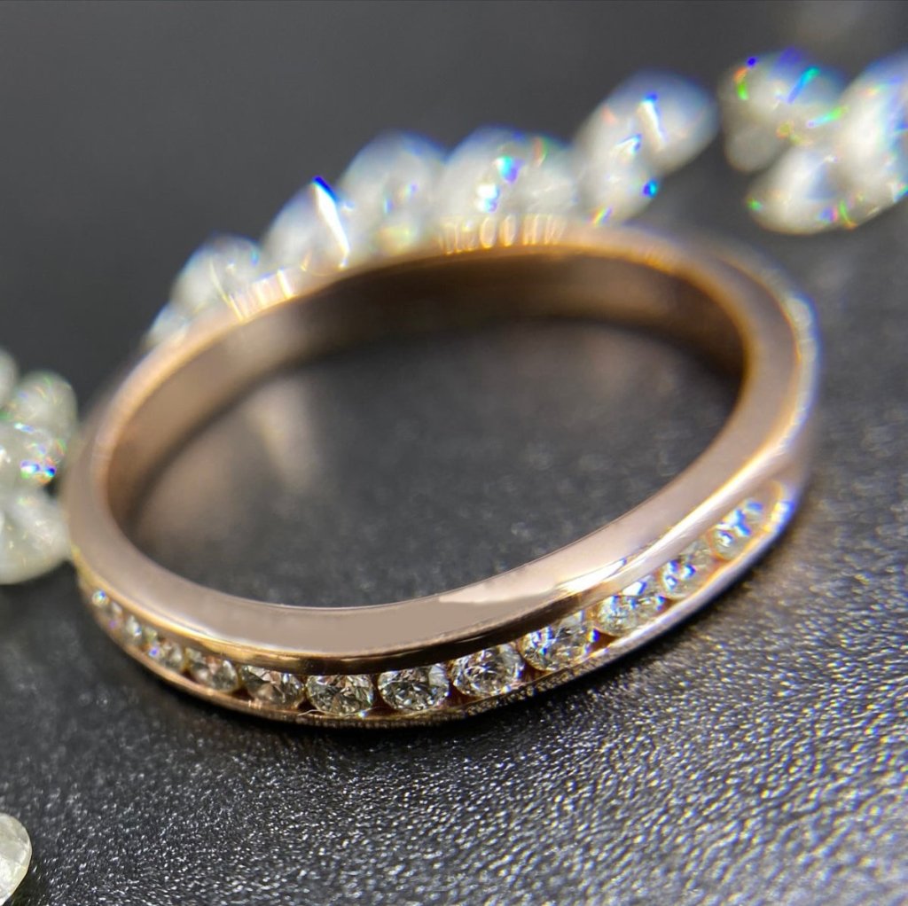 0.30 CT Round Cut Natural Diamonds - Wedding Band