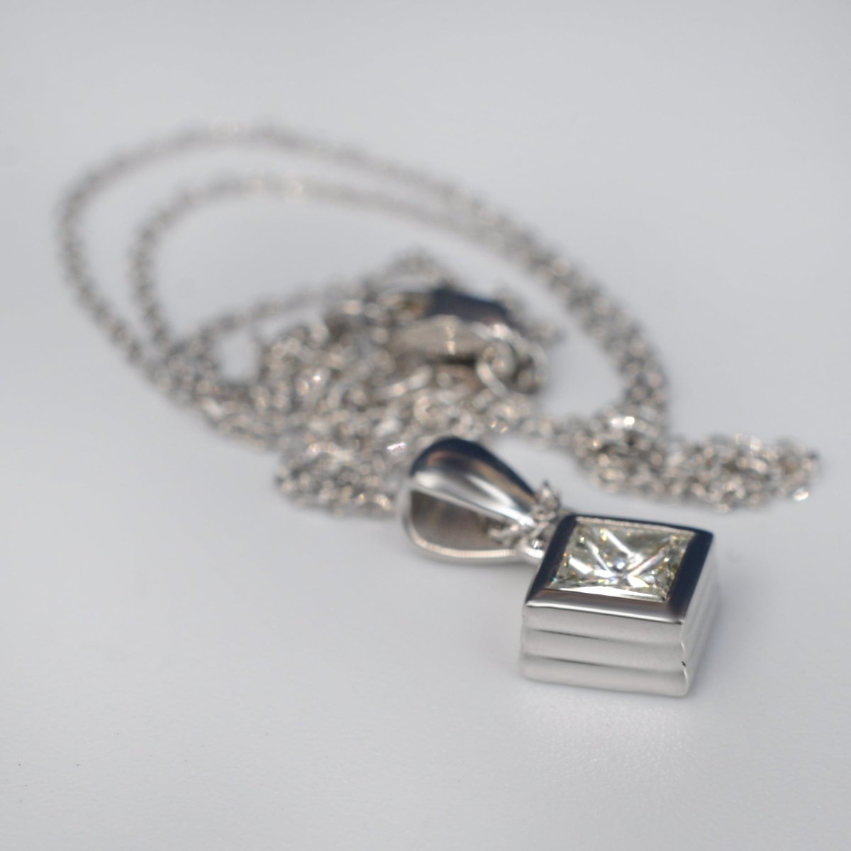 0.35-1.50 CT Princess Cut Natural Diamonds - Solitaire Pendant