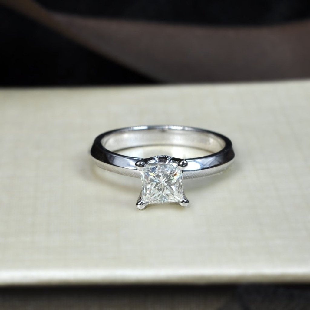 0.35-1.50 CT Princess Cut Natural Diamonds - Solitaire Rings