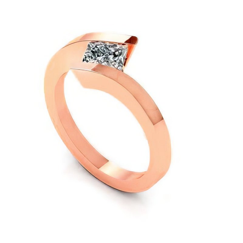 0.35-1.50 CT Princess Cut Diamonds - Solitaire Ring