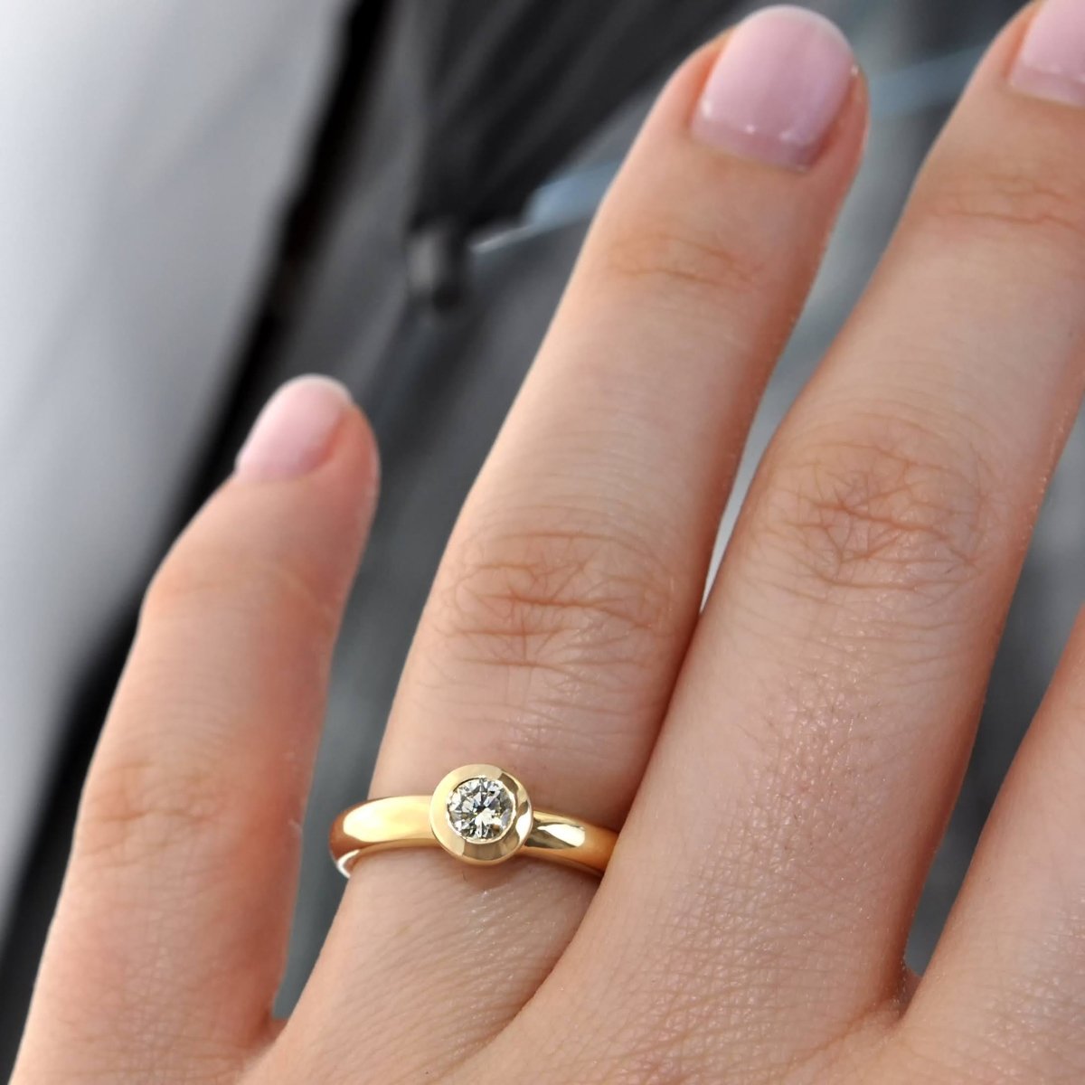 0.35-1.50 CT Round Cut Natural Diamonds - Solitaire Rings