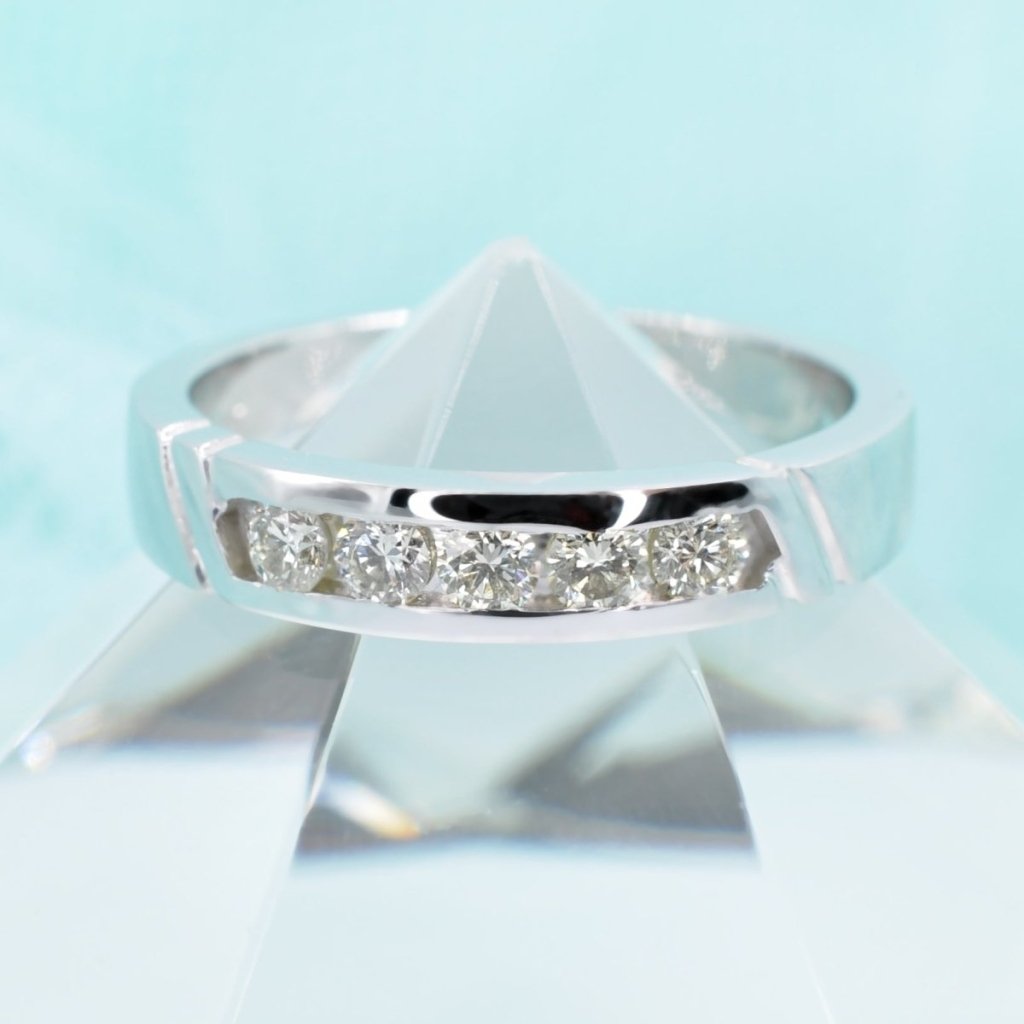 0.35 CT Round Cut Natural Diamonds - Wedding Band