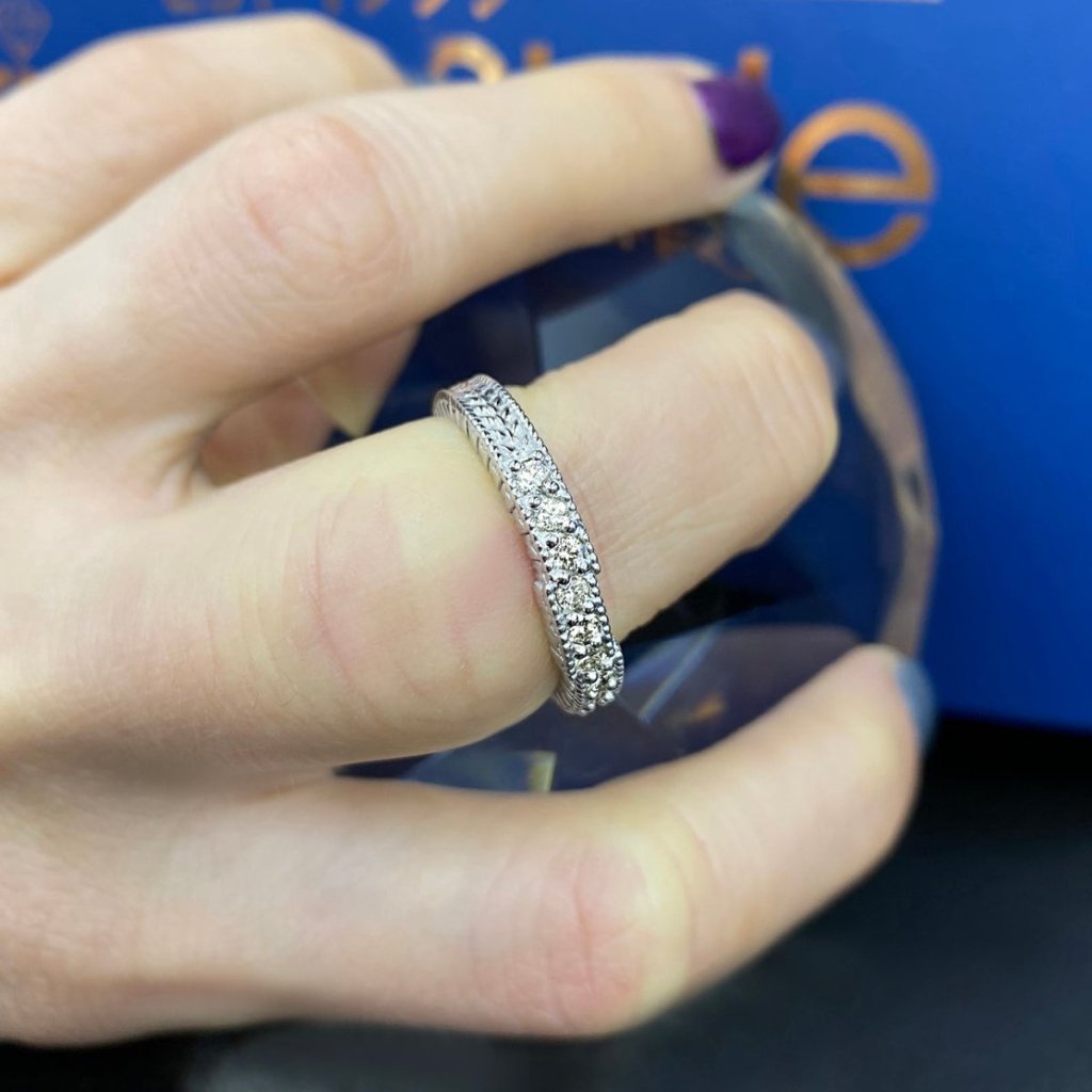 0.35 CT Round Cut Natural Diamonds - Wedding Band