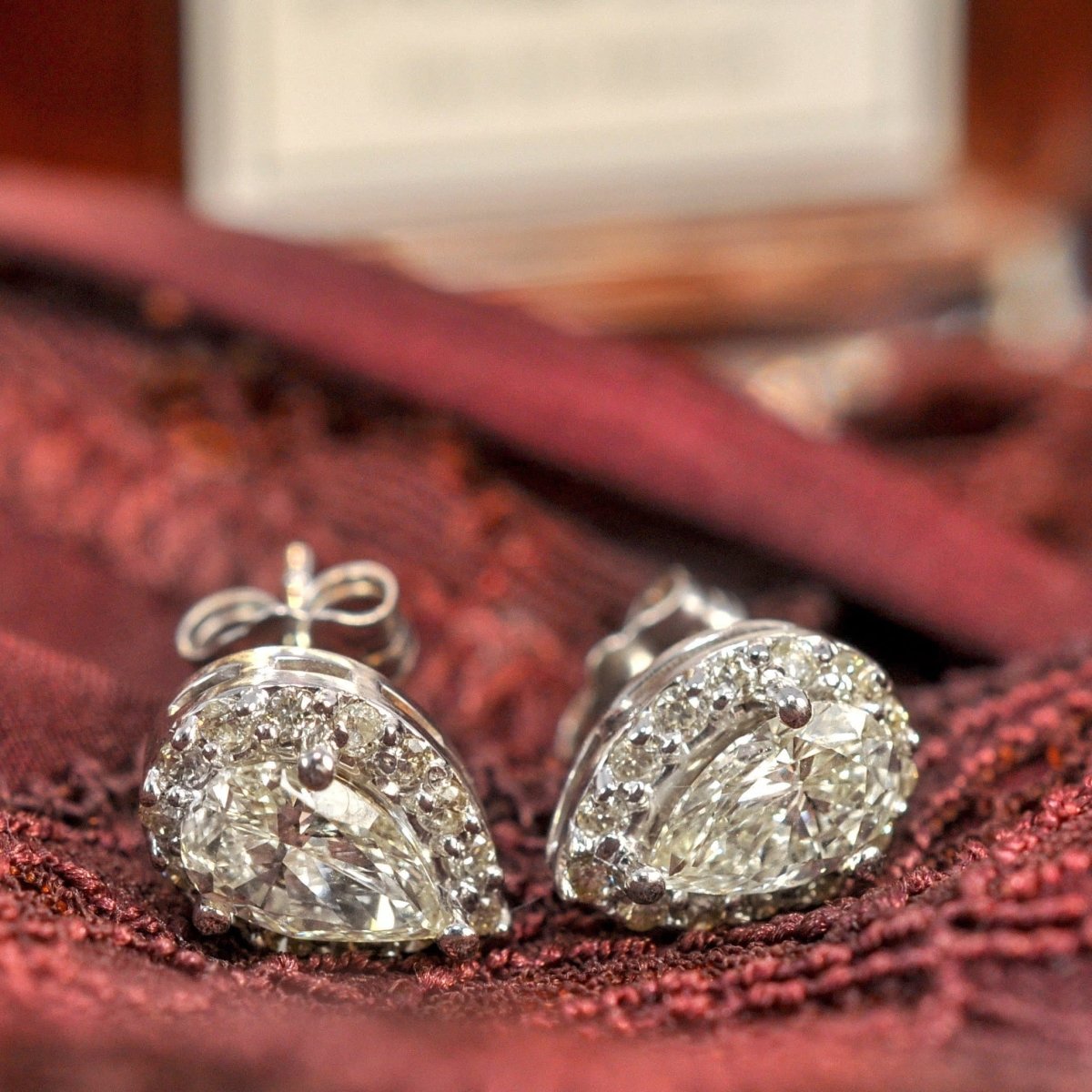 0.37-2.12 CT Round &amp; Pear Cut Diamonds - Stud Earrings - Primestyle.com