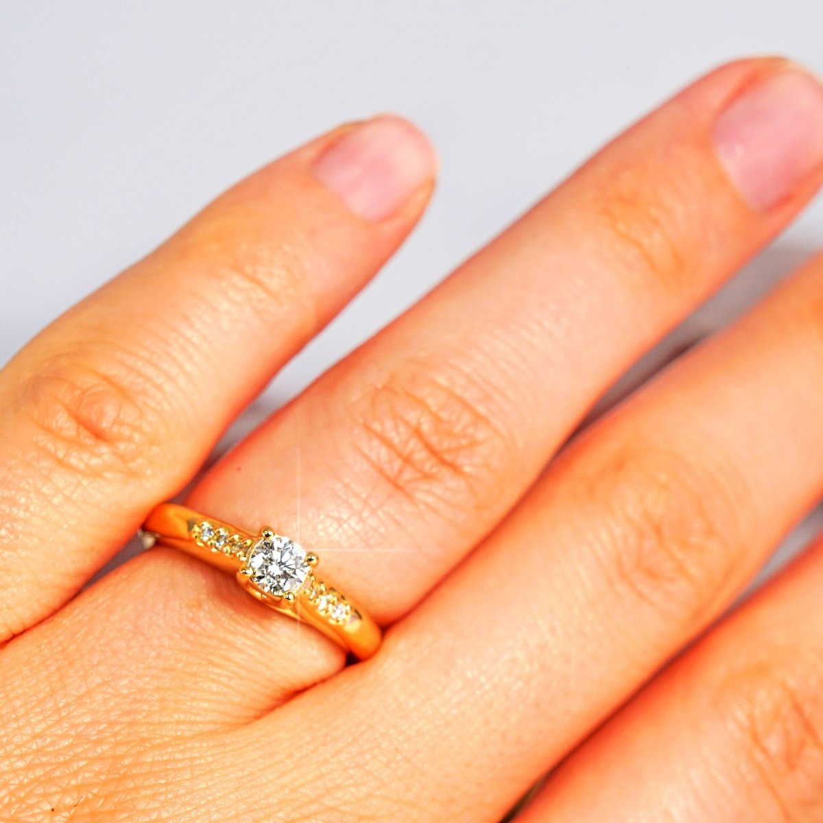 0.45-1.60 CT Round Cut Diamonds - Engagement Ring