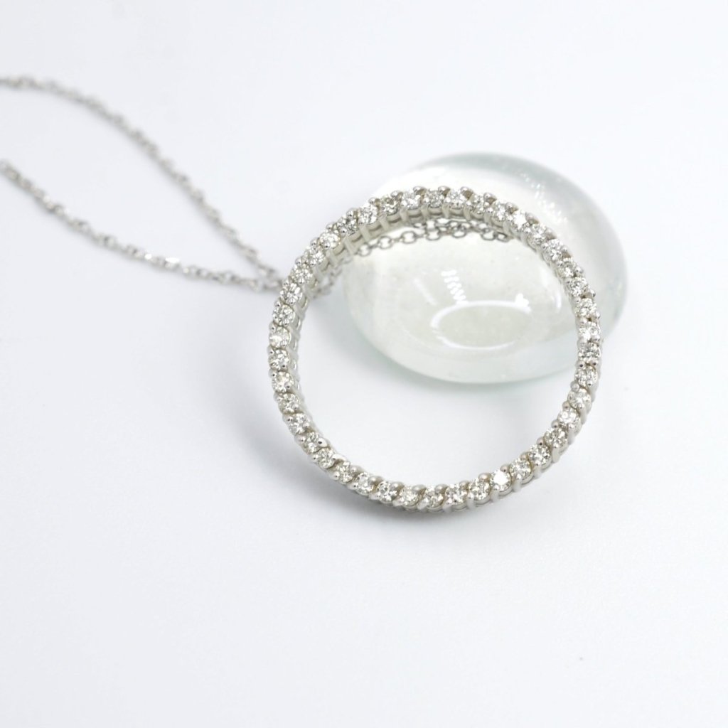 0.45 CT Round Cut Natural Diamonds - Diamond Pendants - Primestyle.com