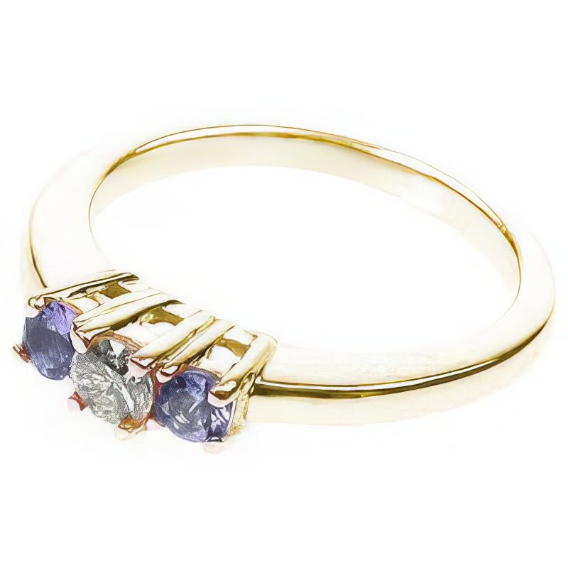 0.45 CT Round Cut Tanzanites & Diamonds - Three Stone Ring - Primestyle.com