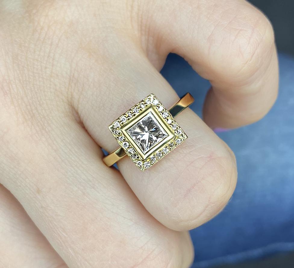 0.49-1.64 CT Princess & Round Cut Natural Diamonds - Engagement Ring
