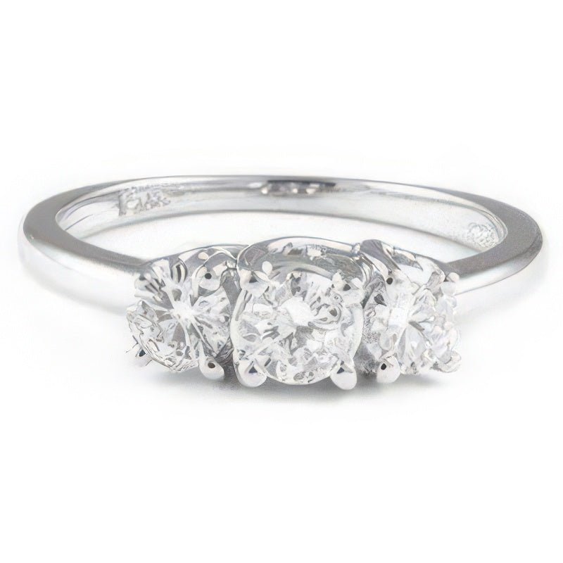 0.50-0.80 CT Round Cut Diamonds - Three Stone Ring - Primestyle.com