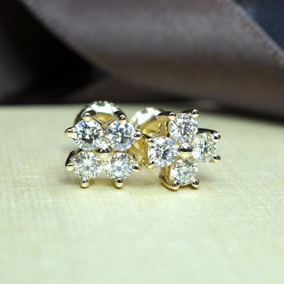 0.50-1.50 CT Round Cut Diamonds - Diamond Earrings - Primestyle.com