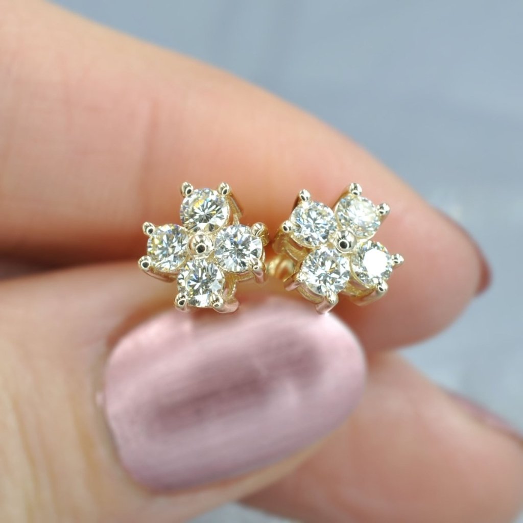 0.50-1.50 CT Round Cut Natural Diamonds - Diamond Earrings