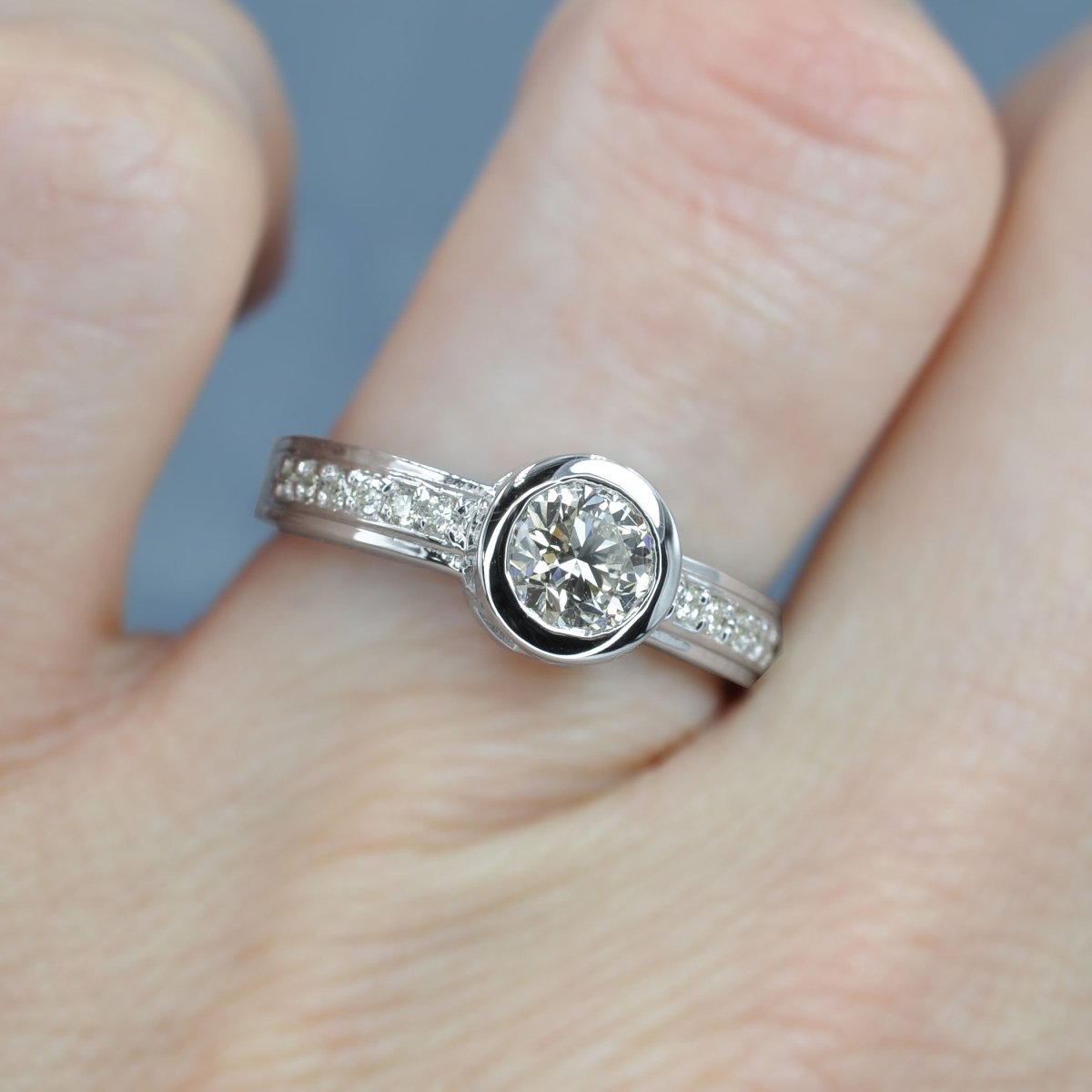0.50-1.65 CT Round Cut Diamonds - Engagement Ring
