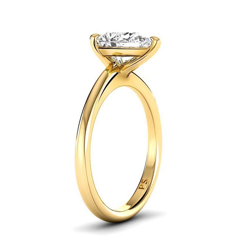 0.50-6.00 CT Pear Cut Diamonds - Solitaire Rings