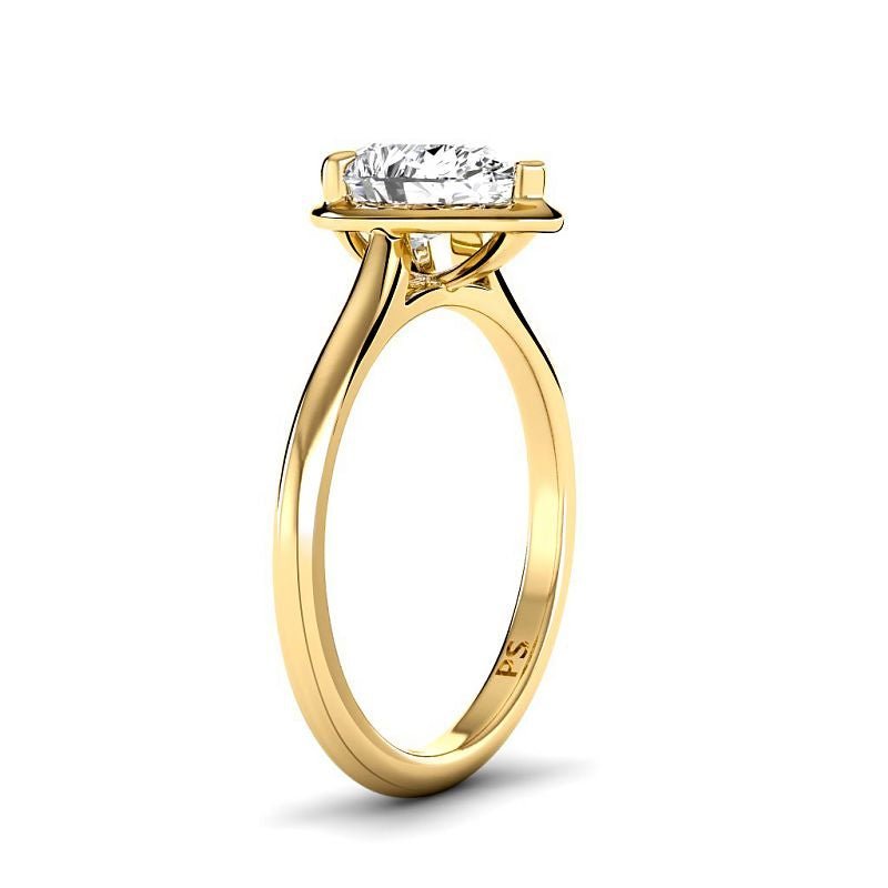 0.50-6.00 CT Pear Cut Diamonds - Solitaire Rings