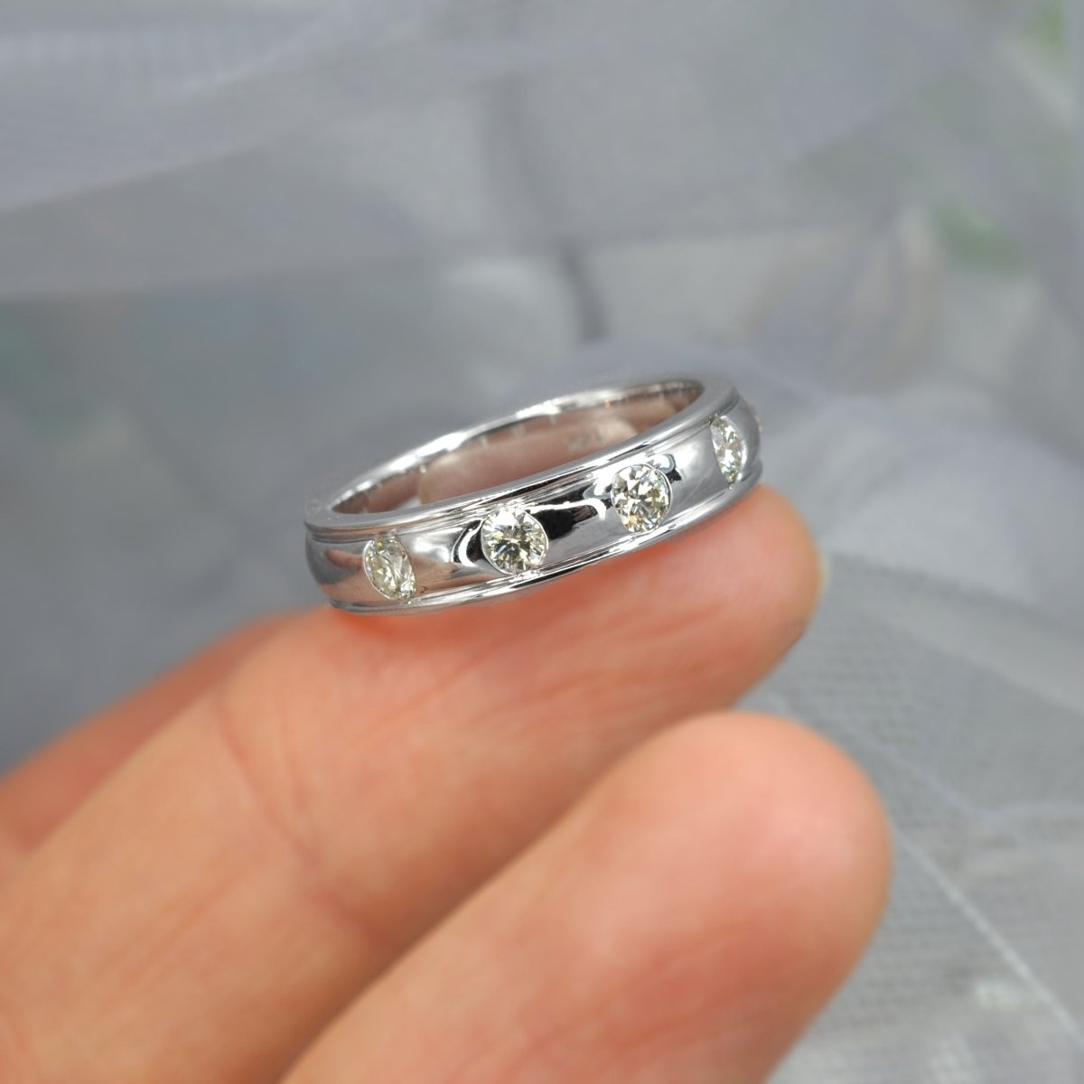 0.50 CT Round Cut Diamonds - Mens Wedding Band - Primestyle.com