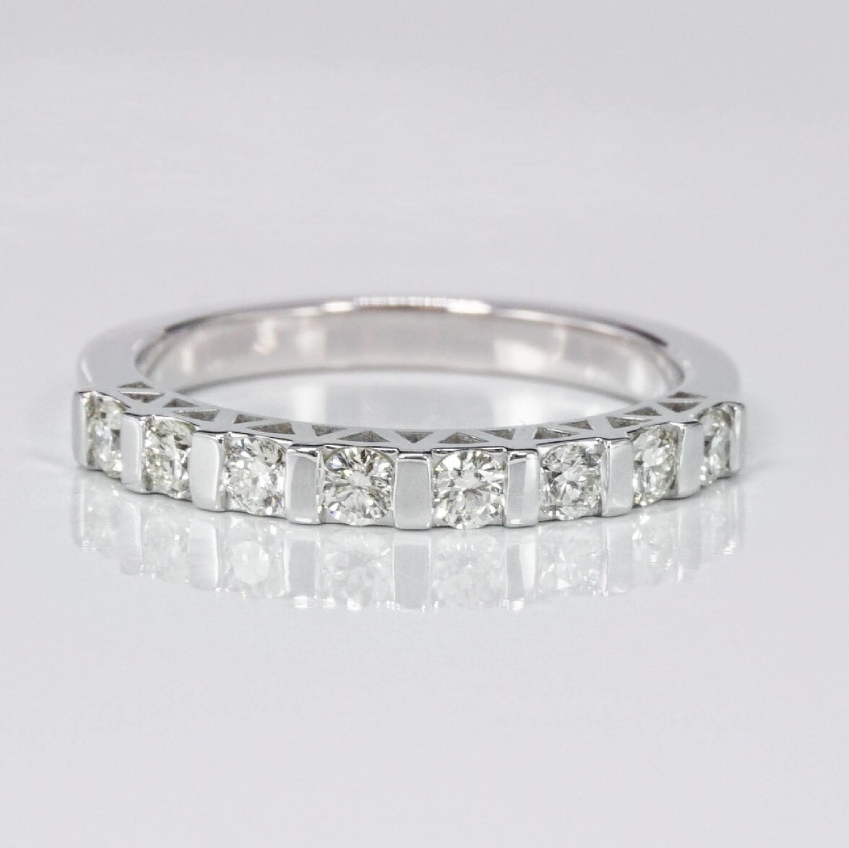 0.50 CT Round Cut Diamonds - Wedding Band - Primestyle.com