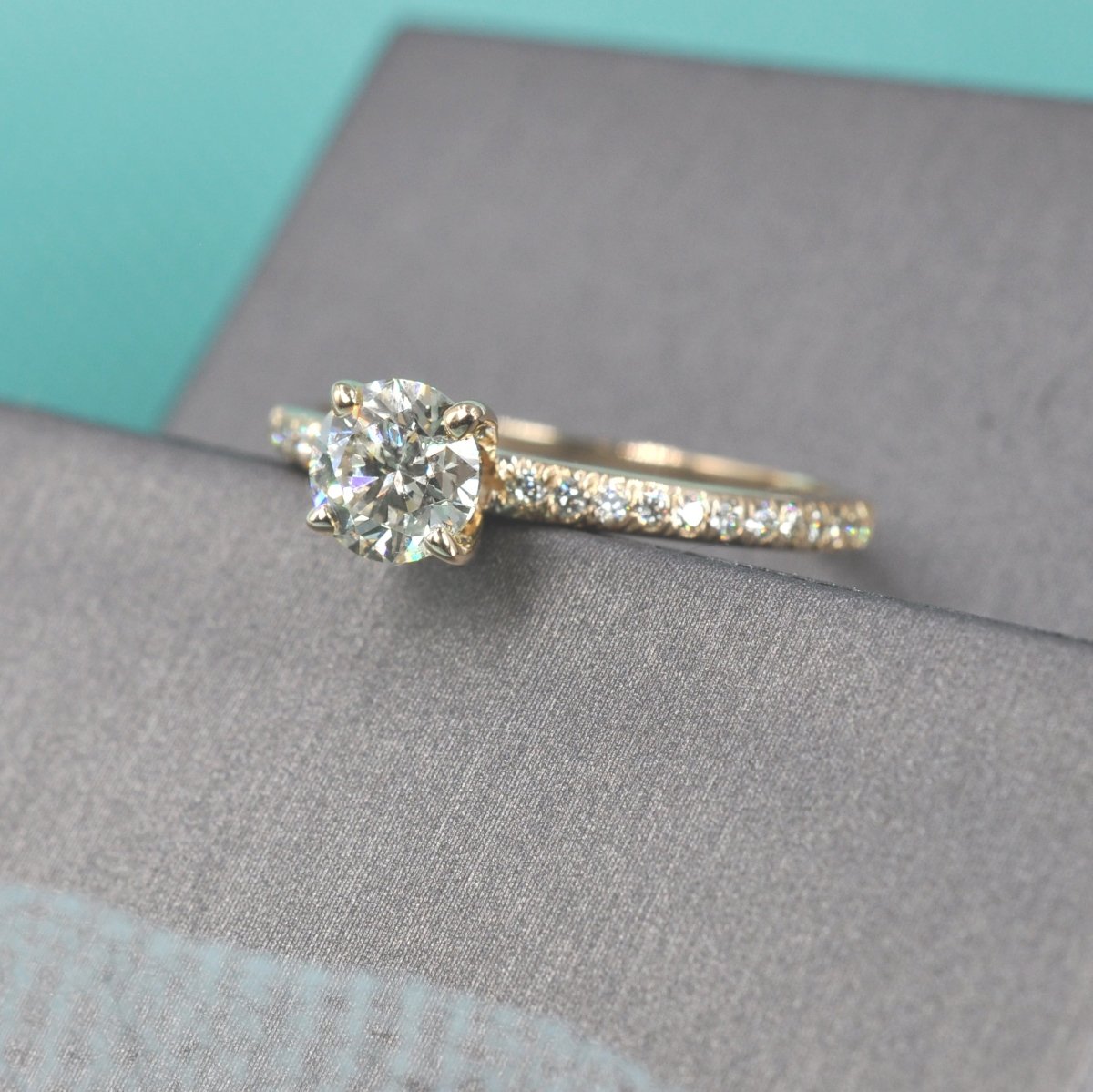 0.55-1.70 CT Round Cut Diamonds - Engagement Ring