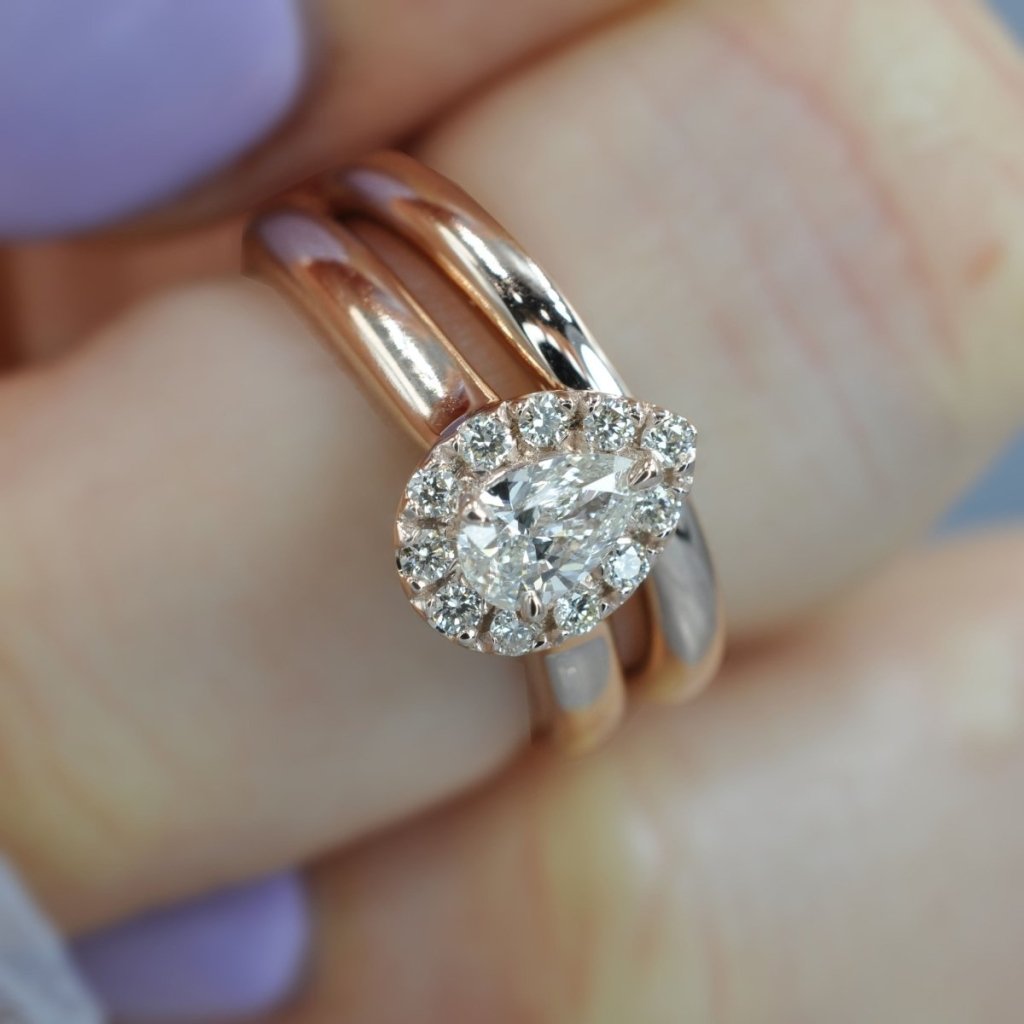 0.55 - 1.70 CT Pear & Round Cut Natural Diamonds - Bridal Set - Primestyle.com