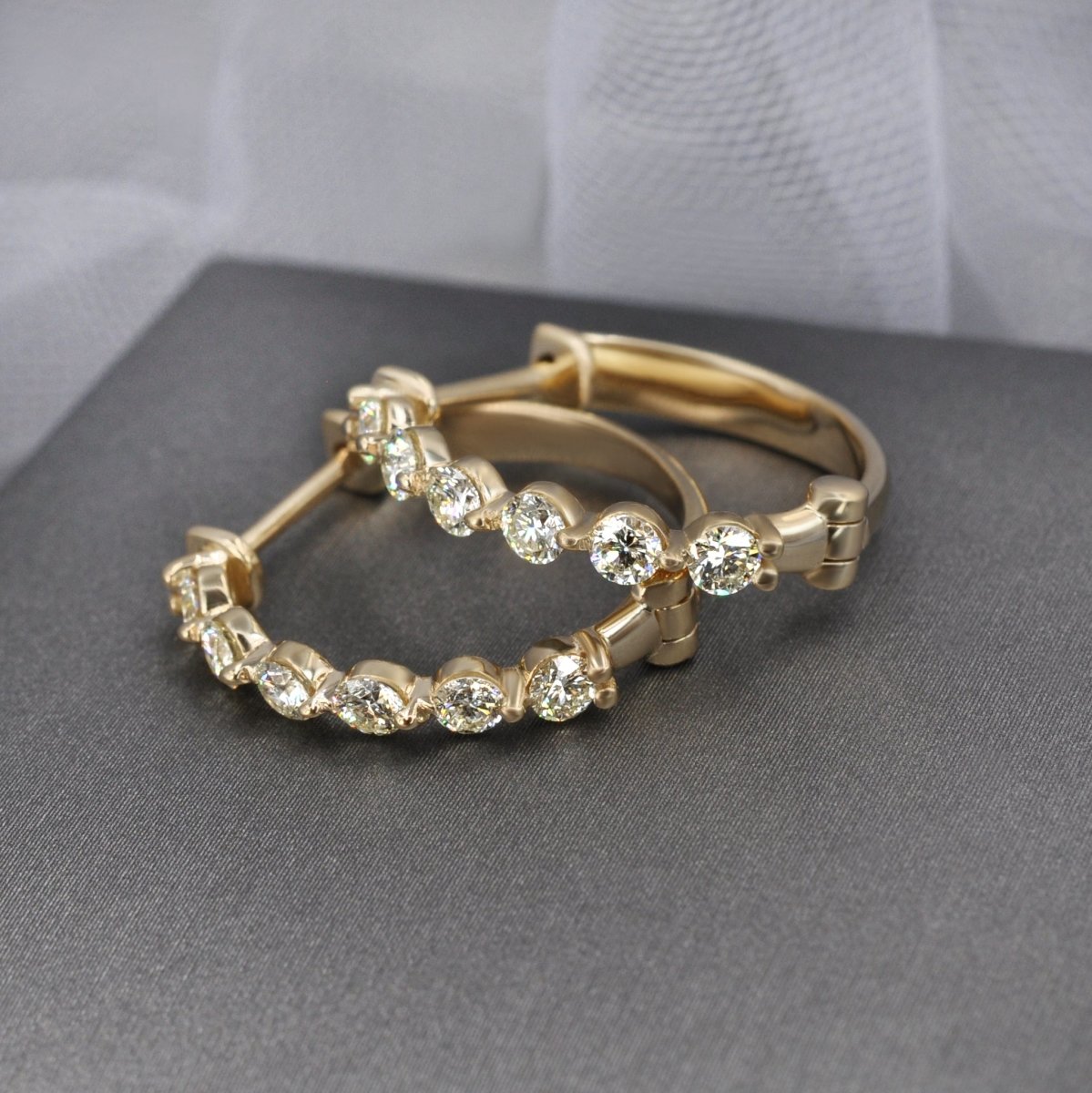 0.60-1.50 CT Round Cut Diamonds - Diamond Earrings - Primestyle.com