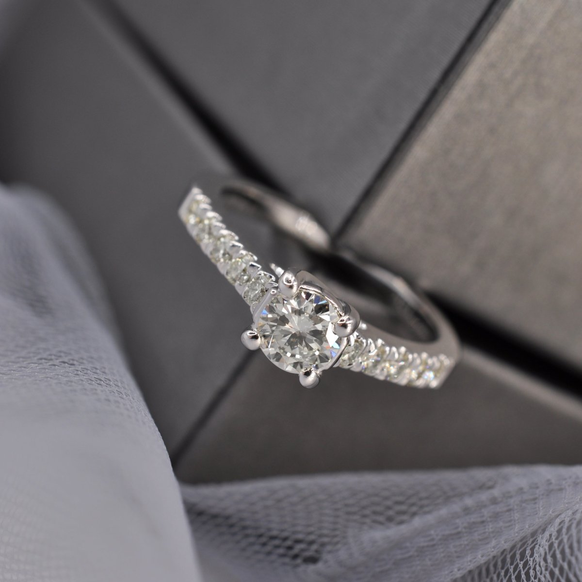 0.60-1.75 CT Round Cut Diamonds - Engagement Ring - Primestyle.com