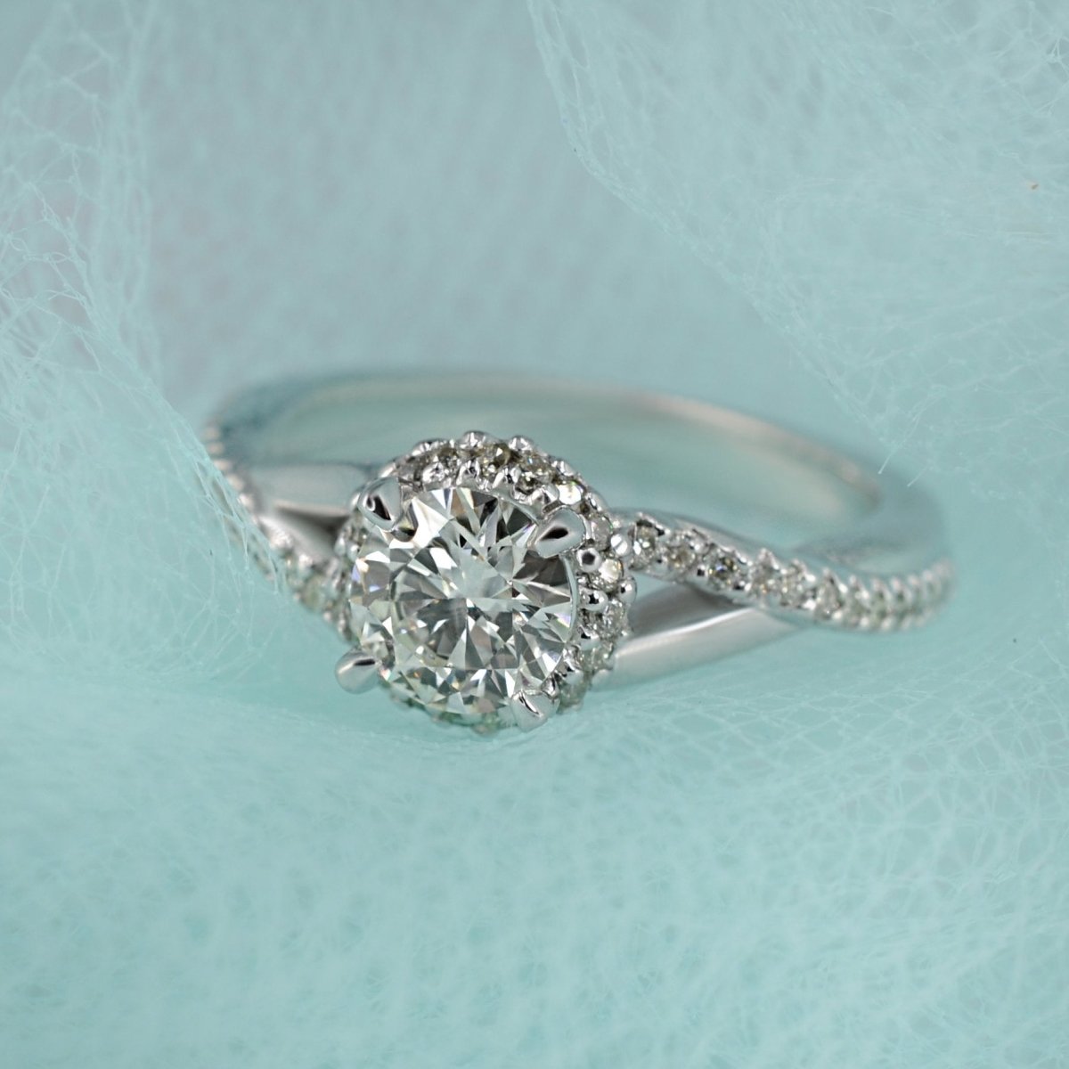 0.60-1.75 CT Round Cut Natural Diamonds - Engagement Ring