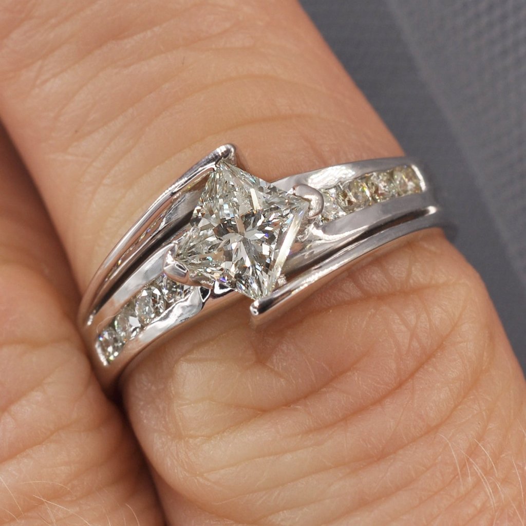 0.60-1.75 CT Princess & Round Cut Natural Diamonds - Engagement Ring