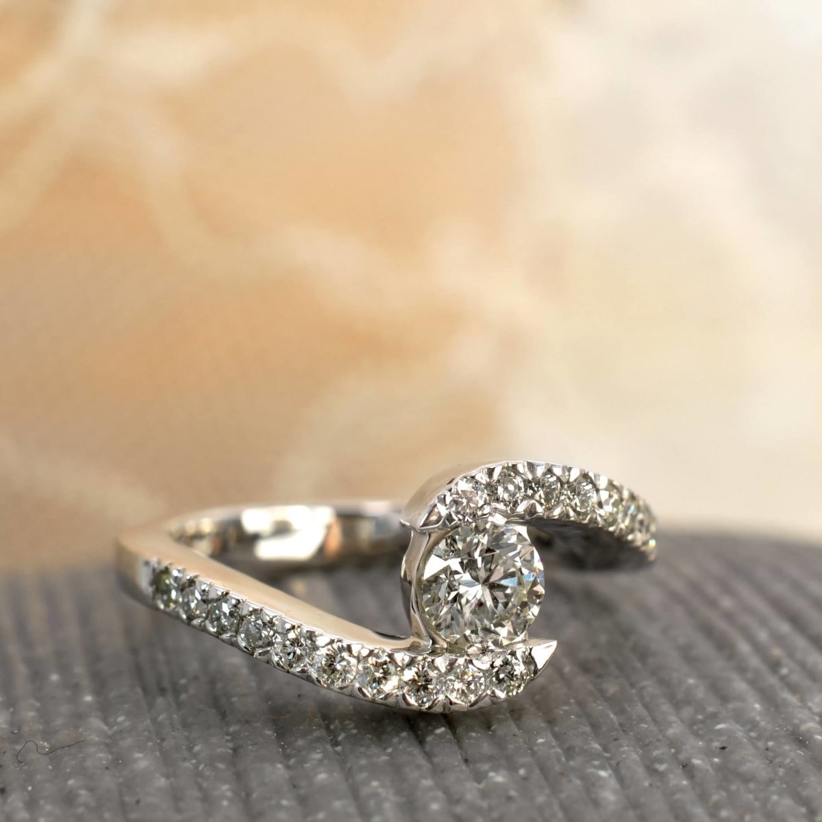 0.65-1.80 CT Round Cut Natural Diamonds - Engagement Ring