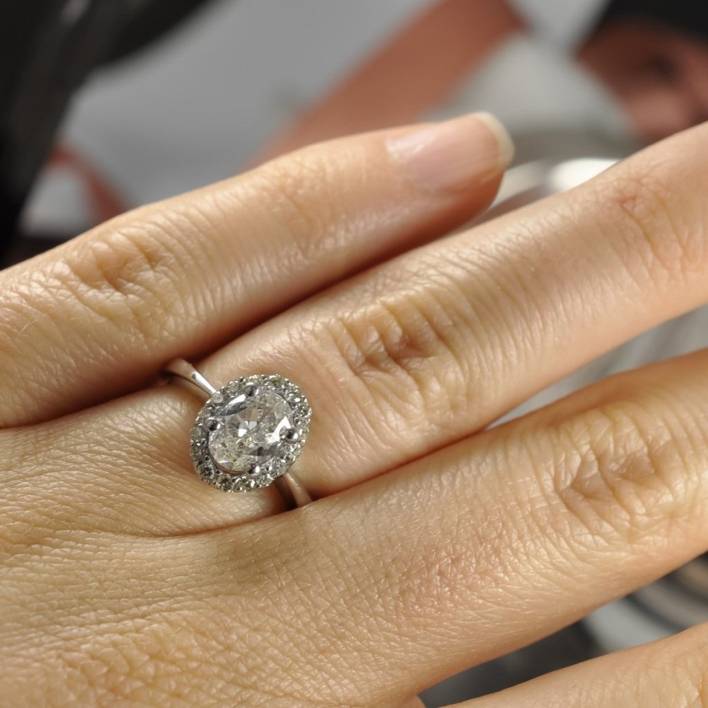 0.65 - 1.80 CT Oval & Round Cut Natural Diamonds - Engagement Ring - Primestyle.com