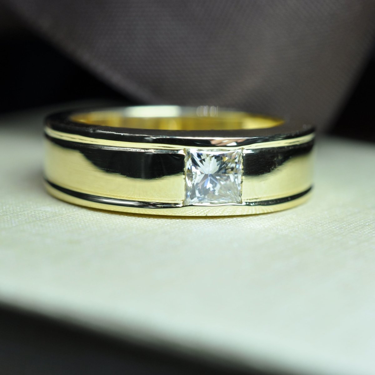 0.65 CT Princess Cut Diamonds - Mens Wedding Band - Primestyle.com