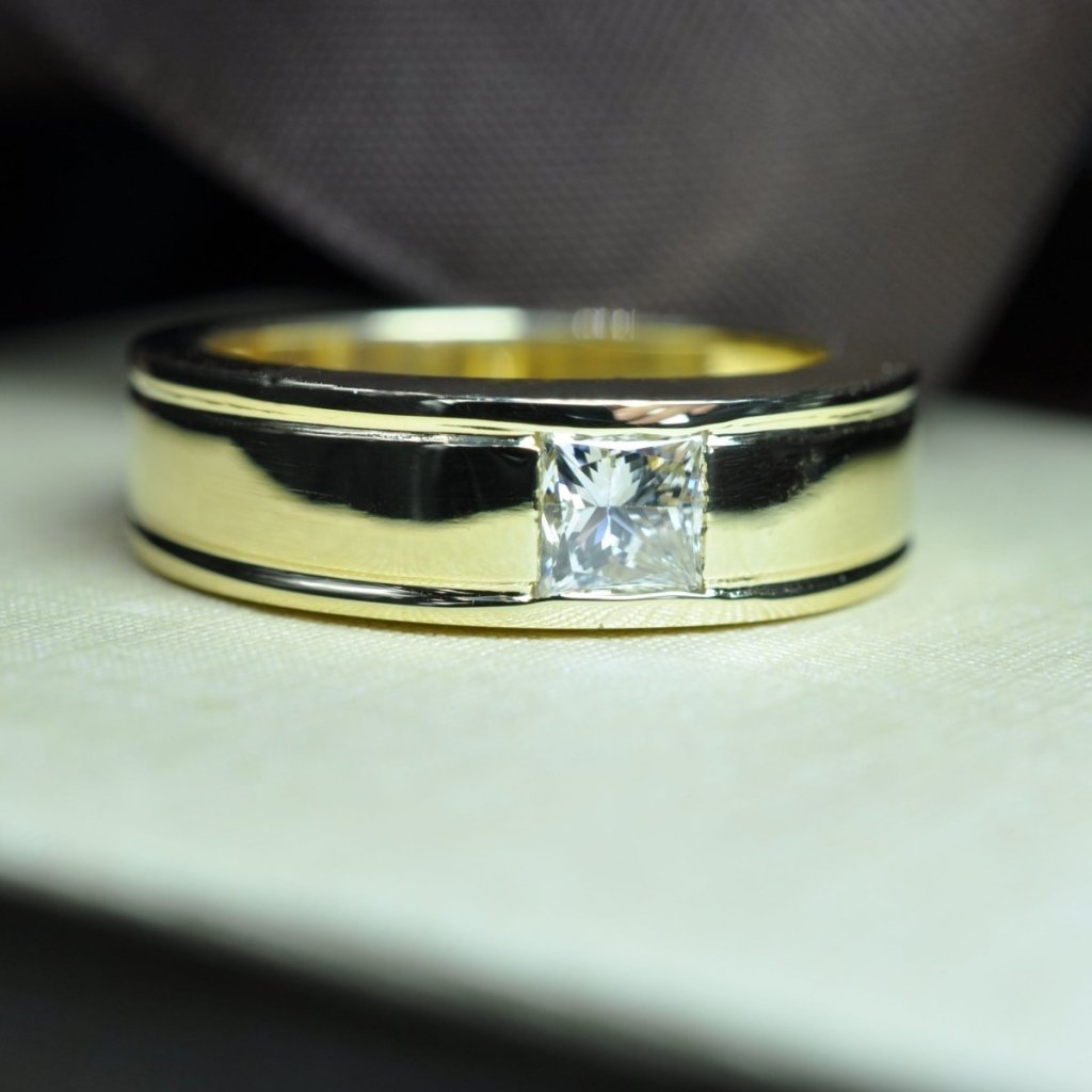 0.65 CT Princess Cut Natural Diamonds - Mens Wedding Bands - Primestyle.com