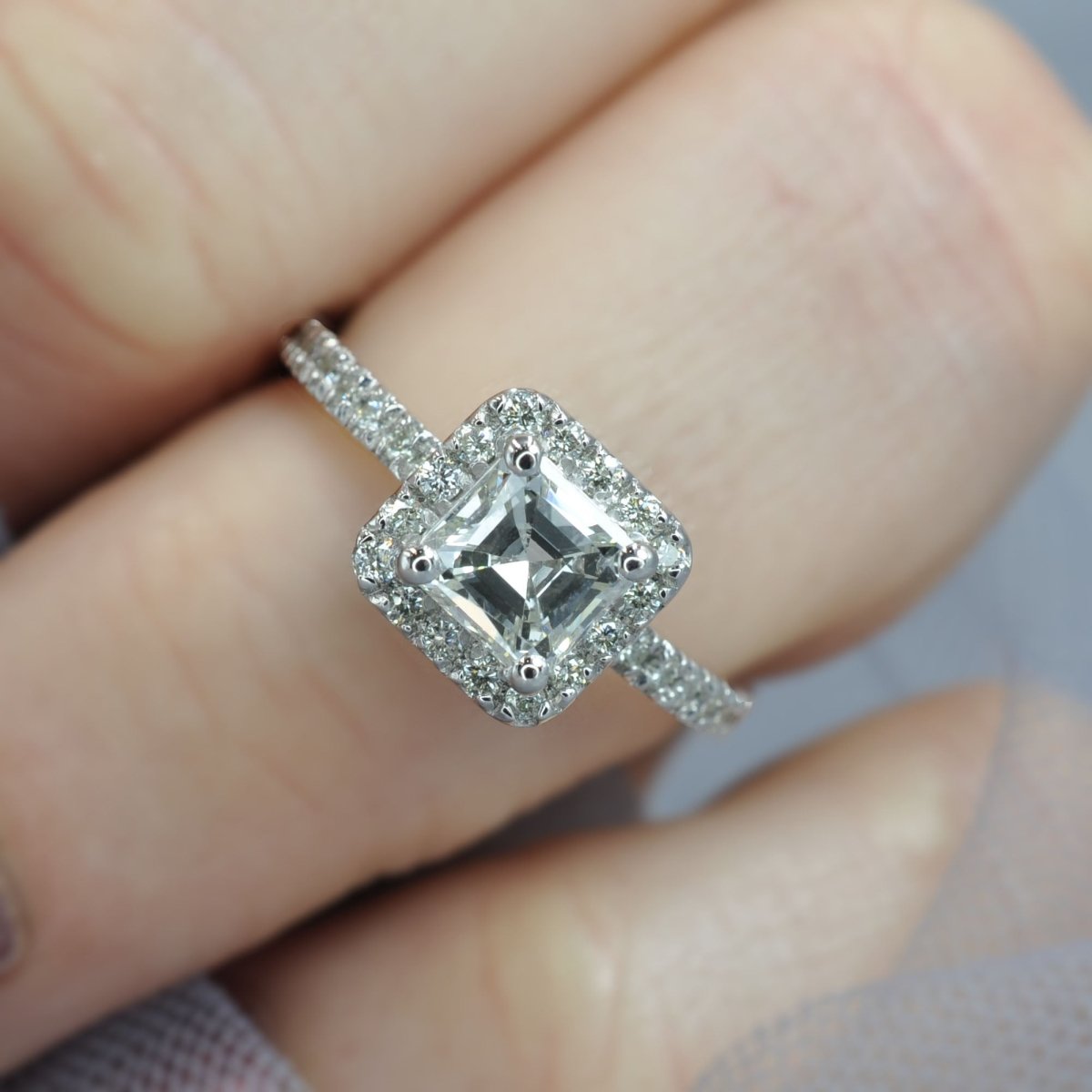 0.80-1.95 CT Round &amp; Ascher Cut Diamonds - Engagement Ring - Primestyle.com