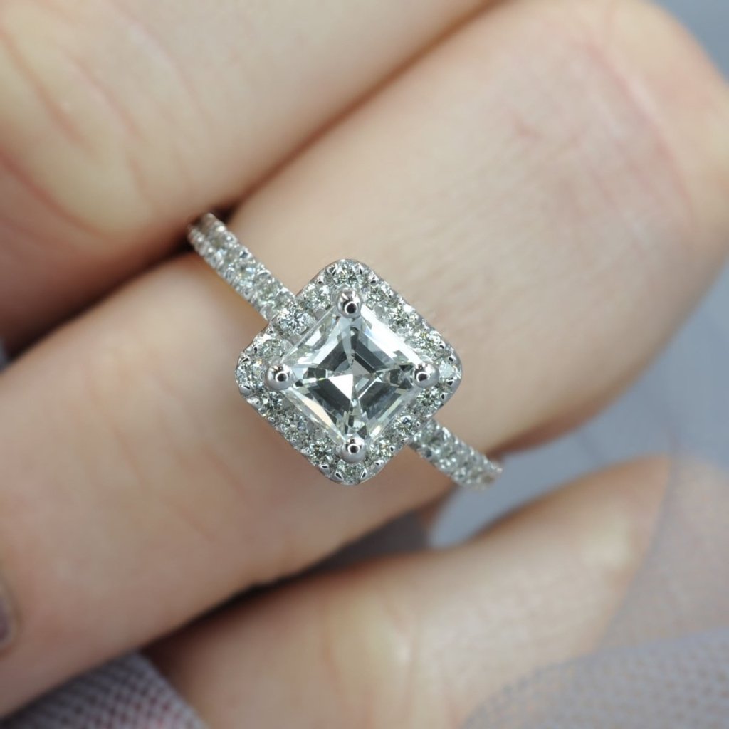 0.80-1.95 CT Ascher & Round Cut Natural Diamonds - Engagement Ring