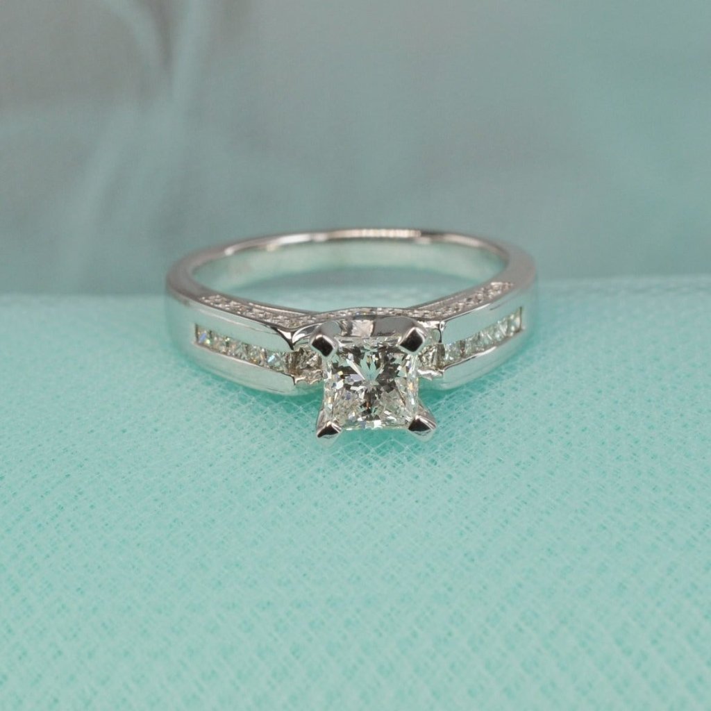 0.80 - 1.95 CT Princess & Round Cut Natural Diamonds - Engagement Ring - Primestyle.com